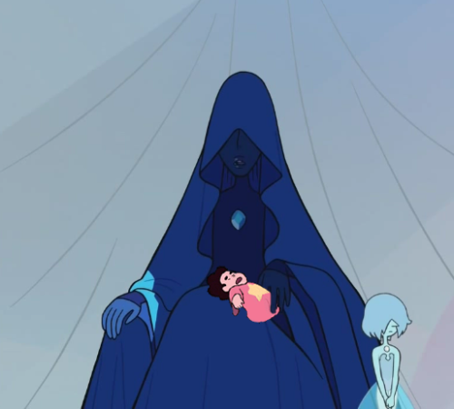 thisclockworkheart:  Sapphire presents baby Steven to Blue Diamond. What, that’s not how it happened?@artemispanthar‘s fantastic meme and transparent baby Steven.