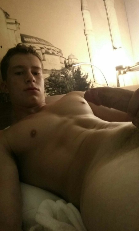 fit-dude:  Cute! porn pictures