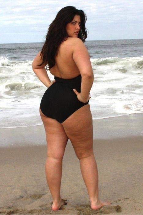 Curvy Girls adult photos