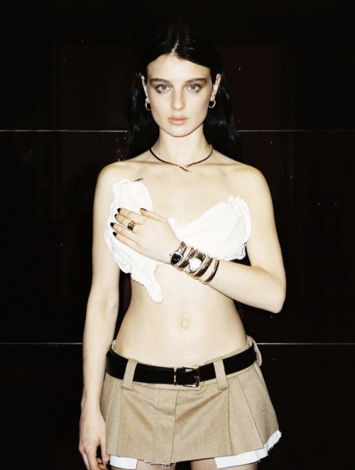 diasporaslippage:Alice Pagani in miu miu