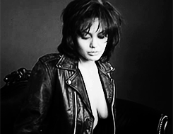 le-jolie-deactivated20180306:  “She hated to be photographed. You had to run after