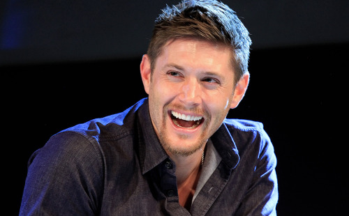 toomanytuesdays: deanmaniac: Things I love about Jensen Ackles: Laughing with his whole body  @