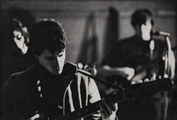 nobigstory:  THE VELVET UNDERGROUND - 1966 Lou Reed, John Cale and Sterling Morrison at the Factory 