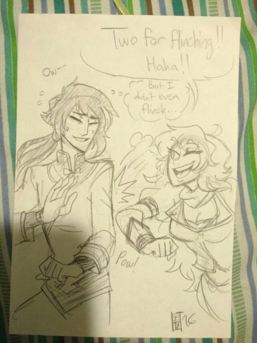 chiicharron:  i went to a con and got this really cute commission from @cheesyturtle