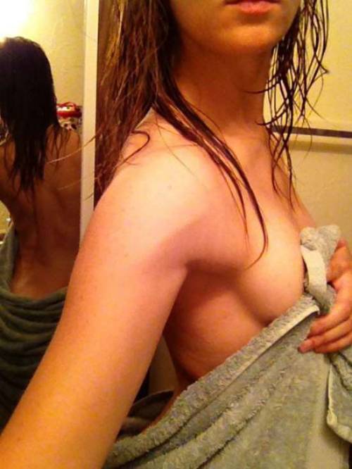 Check Out Full Gallery: Towel Selfies Are The Best Selfiestoohotasianbabes