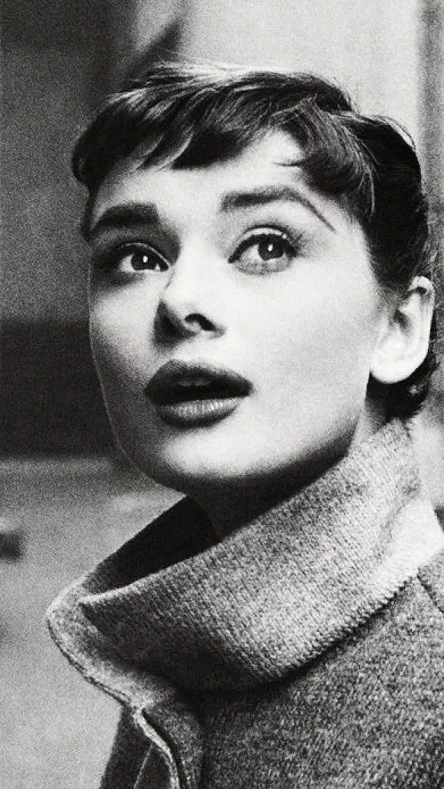 audrey hepburn funny face wallpaper | rareaudreyhepburn | Rare Audrey  Hepburn | Flickr