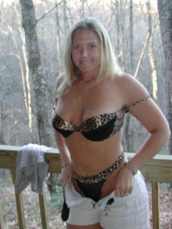 grandmawantsdick:  Hookup with an older lady