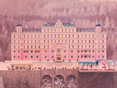 diamondheroes-deactivated201908:The Grand Budapest Hotel: day &amp; Night
