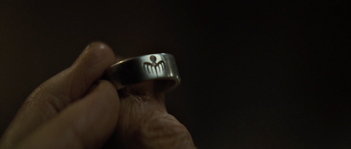 motioninpictures:Spectre (2015)Director: Sam MendesDirector of Photography: Hoyte van HoytemaAspect 