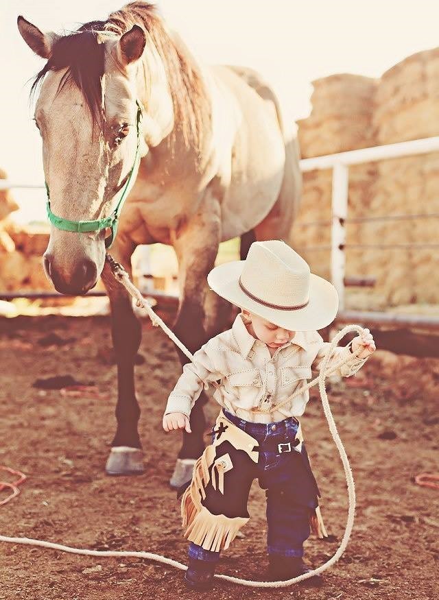 So fucking cute! Kid goals!!😍😍❤️