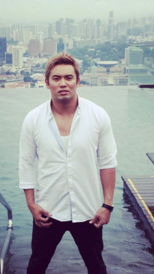 kazokada:  kazuchika okada wearing white