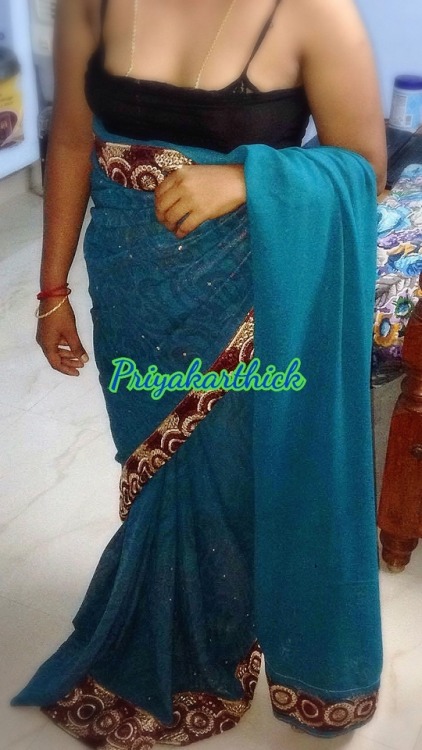 Porn karthickpriya:Here some old collections of photos