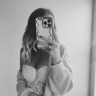 pop-punkkkk:I want to cuddle and kiss someone for a few hours