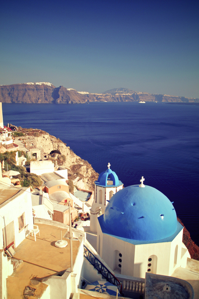 breathtakingdestinations:  Santorini - Greece (von Paul D’Ambra - Australia)