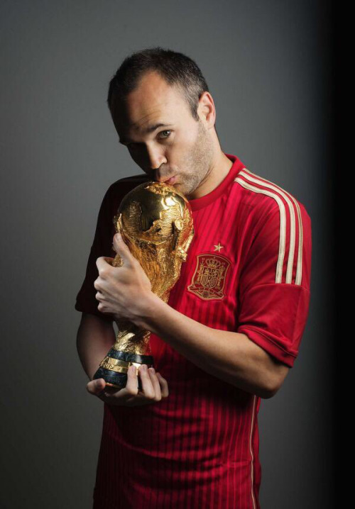 otraniall - After 15 years of service, Andrés Iniesta has...