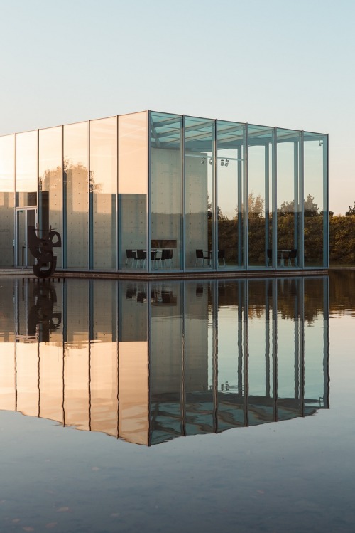 cjwho:  Tadao Ando by Barnabas Juhasz