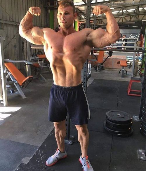 musclestimulus: lovedolmanche: Huck Finn looking Aussie Mike Pearson.  Thick muscle indeed. MuscleStimulus.com ::  This dude has it GOING ON. 