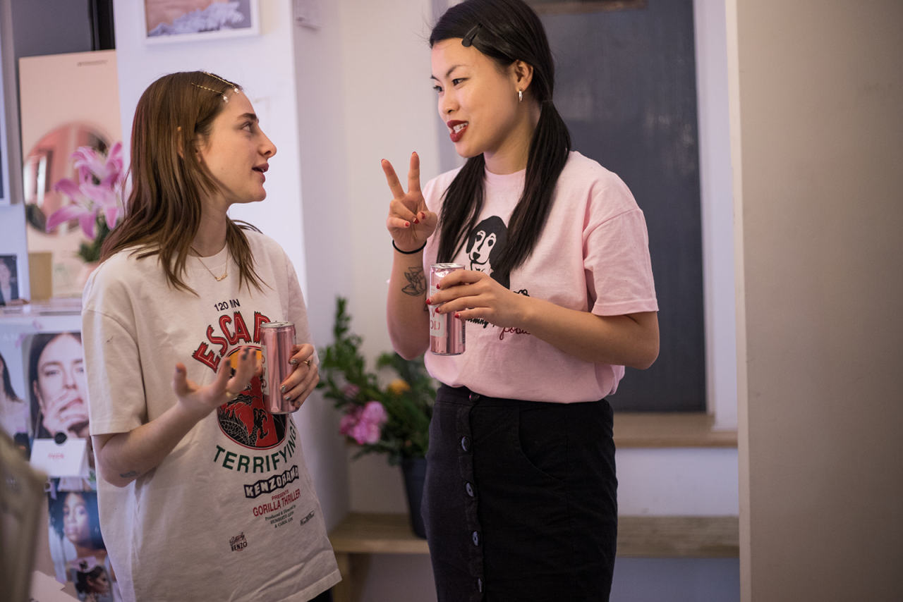 BB TENDER - A VALENTINES PARTY WITH JO ROSENTHALWe rallied our TENDER-est nyc babes to celebrate Vday and the launch our TENDER collab with dear friend Jo Rosenthal.
The BB studio was packed full of the sweetest party goers enjoying mini manis, tarot...