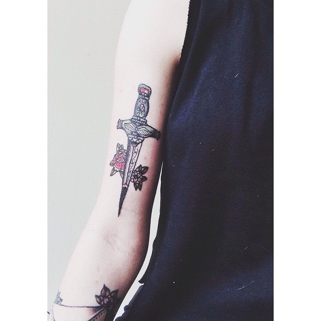 1337tattoos:  Gryffindor’s Sword by Laura Ann Swift @ Kings of Ink, Kingston-Upon-Thames,