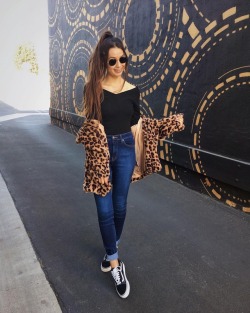 jeanettedelmar:  Cheetah-licious 🐆cheetah print coat is from @fashionnova #outfit x #fashionnova