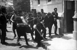 historicaltimes: Gavrilo Princip gets detained