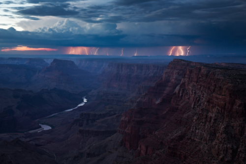 nubbsgalore: lightning strikes the grand canyon. (photos by x, x, x, x, x, x, x)