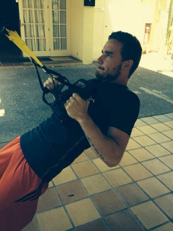 direct-news:  Liam working out 19/10/13 