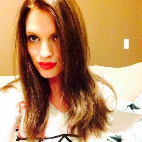 just-rwby-things:   SO CAN WE PLEASE TALK ABOUT BRUNETTE BARBARA?! 