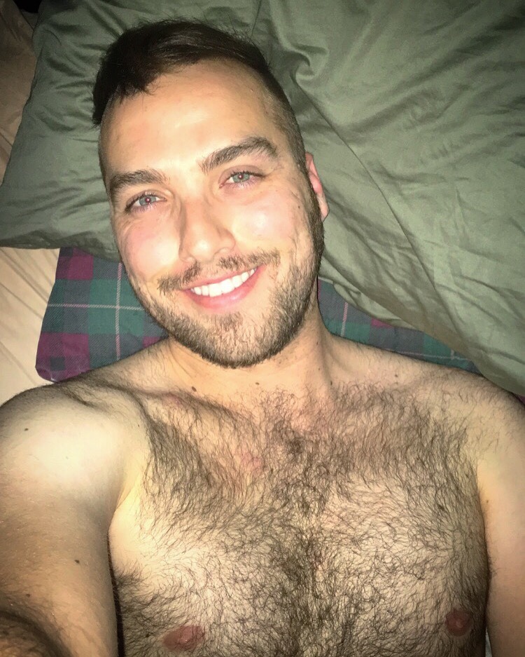 ididntnotblogaboutyou:  ISO of cute cuddle buddy 