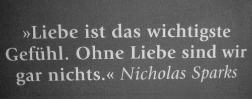 unvernuenftig:  muedevondermonotonie:  {Kafkaesque.∞}  ja richtig. Aber Liebe ist nicht eine Beziehung zu haben. Liebe ist Familie und Nächstenliebe. Liebe ist wenn die Eltern sich um einen sorgen und wollen, dass es einem gut geht. Liebe ist mit seinen