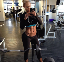 selfshot at the gym hard bodies