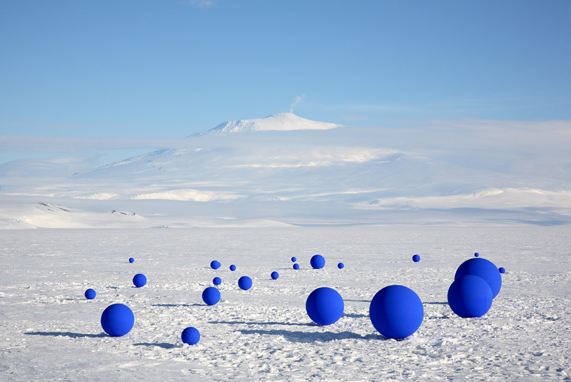 nyctaeus:  Lita Albuquerque - &lsquo;Stellar Axis' [2006] &ldquo;California-based