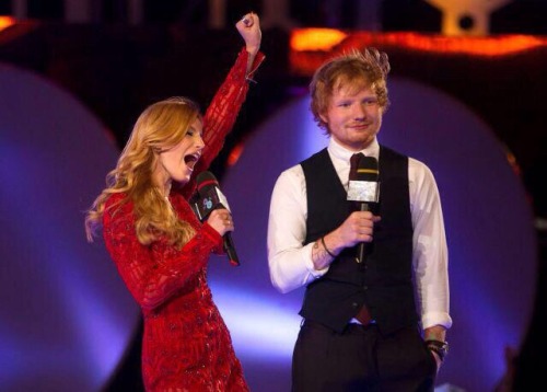 bella looked so gorgeous at the MMVAs holy potatoes 