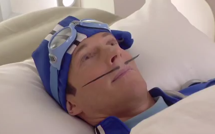 nazerine:  acepitchermihashi:   is that benedict cumberbatch  how dare you insult