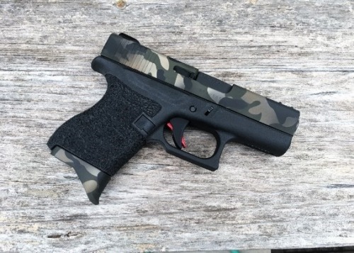 gunrunnerhell: Glock 43 A customized example of the single-stack 9x19mm pocket pistol made by Glock, which received a lot of fanfare when it was introduced to the market. Aside from the finish on the slide and magazine floorplate, it appears to have an