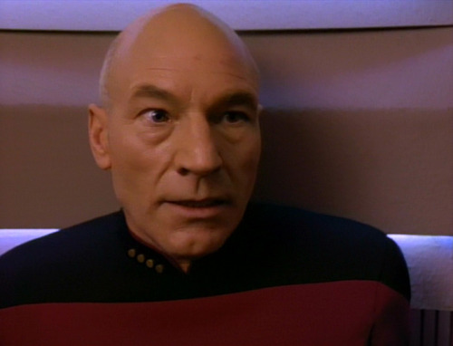 scapuntapuss:  MR. WORF!!! MR. WOOOOORF!!!!
