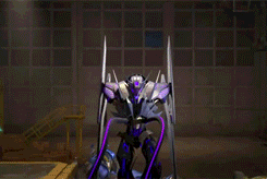 milkyway-boggle:crono8:Yup, Soundwave superior.The other,inferior