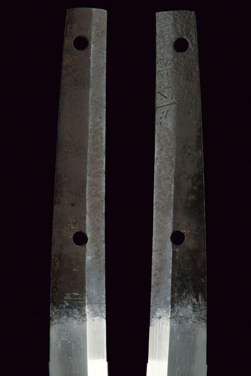 art-of-swords:  Katana Sword Dated: second quarter 14th century Culture: Japanese Measurements: overall length 84.7 cm The sword belongs to the late Kamakura, first part of Nambokucho, Bizen school with Yamashiro influences. Ha watari of 62,1 cm.  Source: