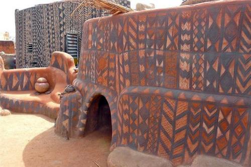 seshatarchitecture: Gurunsi architecture in Burkina Faso and Ghana