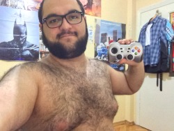 badnastybears:  The cub has a brand new joypad