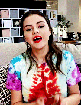 selmaries:Selena Gomez via Rare Beauty Instagram Stories
