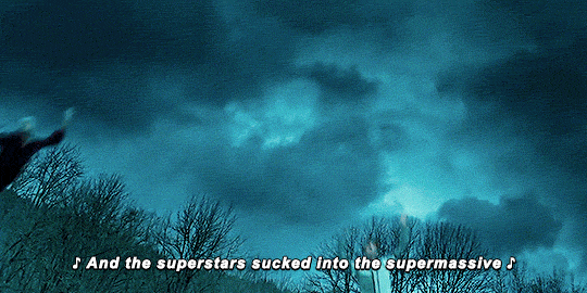 blairwitchprojector: winterswake: Since when do vampires like baseball? Twilight
