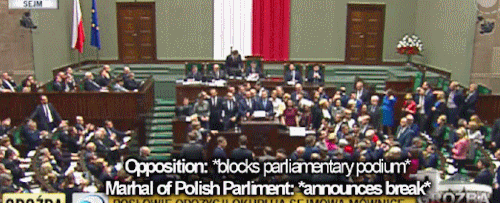 calajane:vivere-militare-est-1991:Reblog if you support democratic principles, free media and freedo