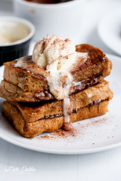 foodiebliss:  Cappuccino French Toast With Coffee CreamSource: Cafe Delites