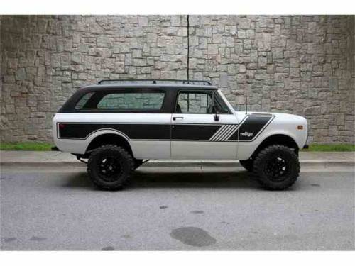 jacdurac:   1976 International Harvester Scout II Traveler  