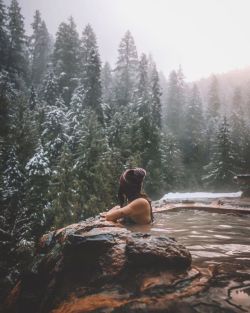 rustic-bones:  Snowy hot springs ❄️ Hope