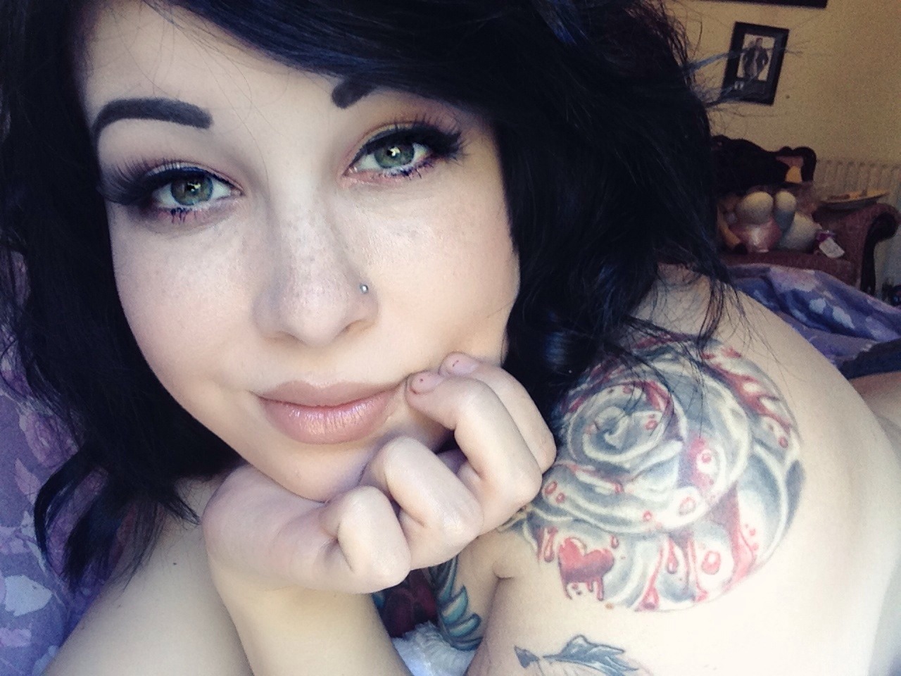 squiglet:  Freckles :/ 