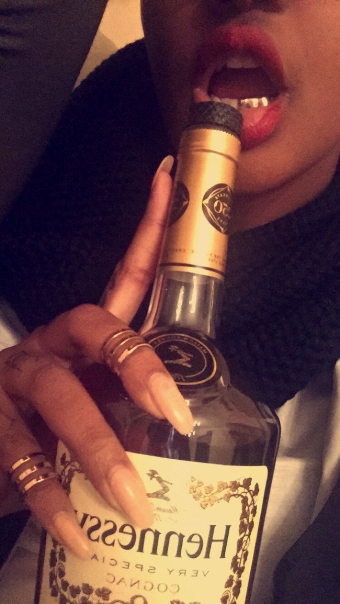 cognaccoochie:  @uglyjus tagged me. 6 best selfies of 2015 tagging nobody lol