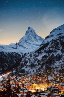 banshy:Zermatt, Switzerland by Tom Archer U don’t answer my calls