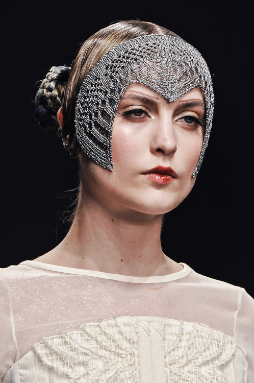 velvetrunway: Bora Aksu | Autumn/Winter 2013 Headpiece for Queen Apailana